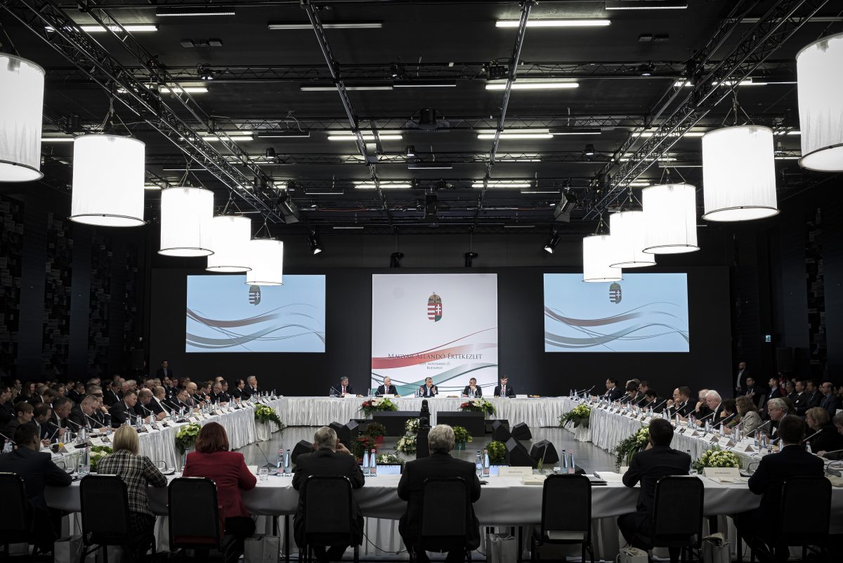 SZILÁGYI Péter; GREZSA István; POTÁPI Árpád János; ORBÁN Viktor; SEMJÉN Zsolt