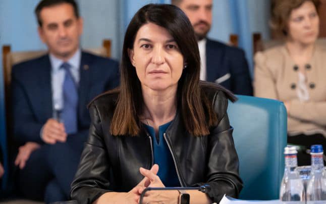 violeta_alexandru