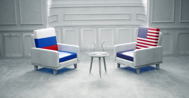 usa_orosz_ures_szekek