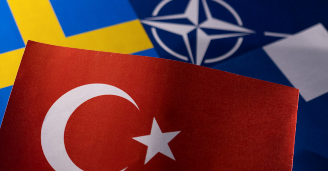 sved_torok_nato