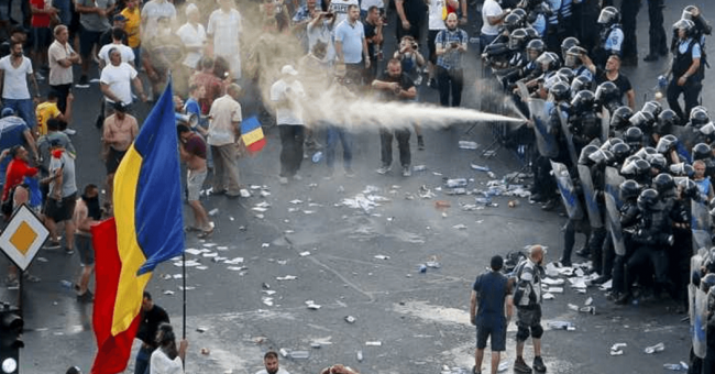 2018_augusztus_tuntets_bukarest
