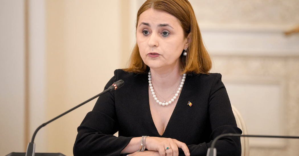 luminita_odobescu_illu_face