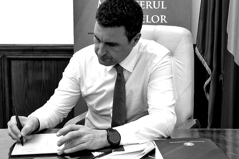 tanczos_barna_face_illu